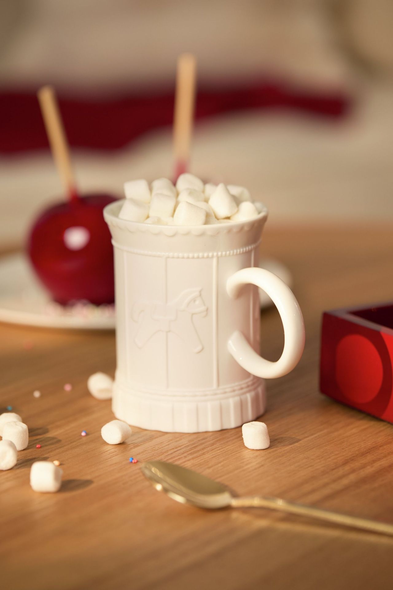 Karuselltasse Streifen Räder