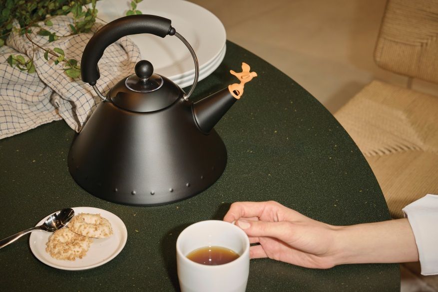 9093 BB Wasserkessel Schwarz Alessi