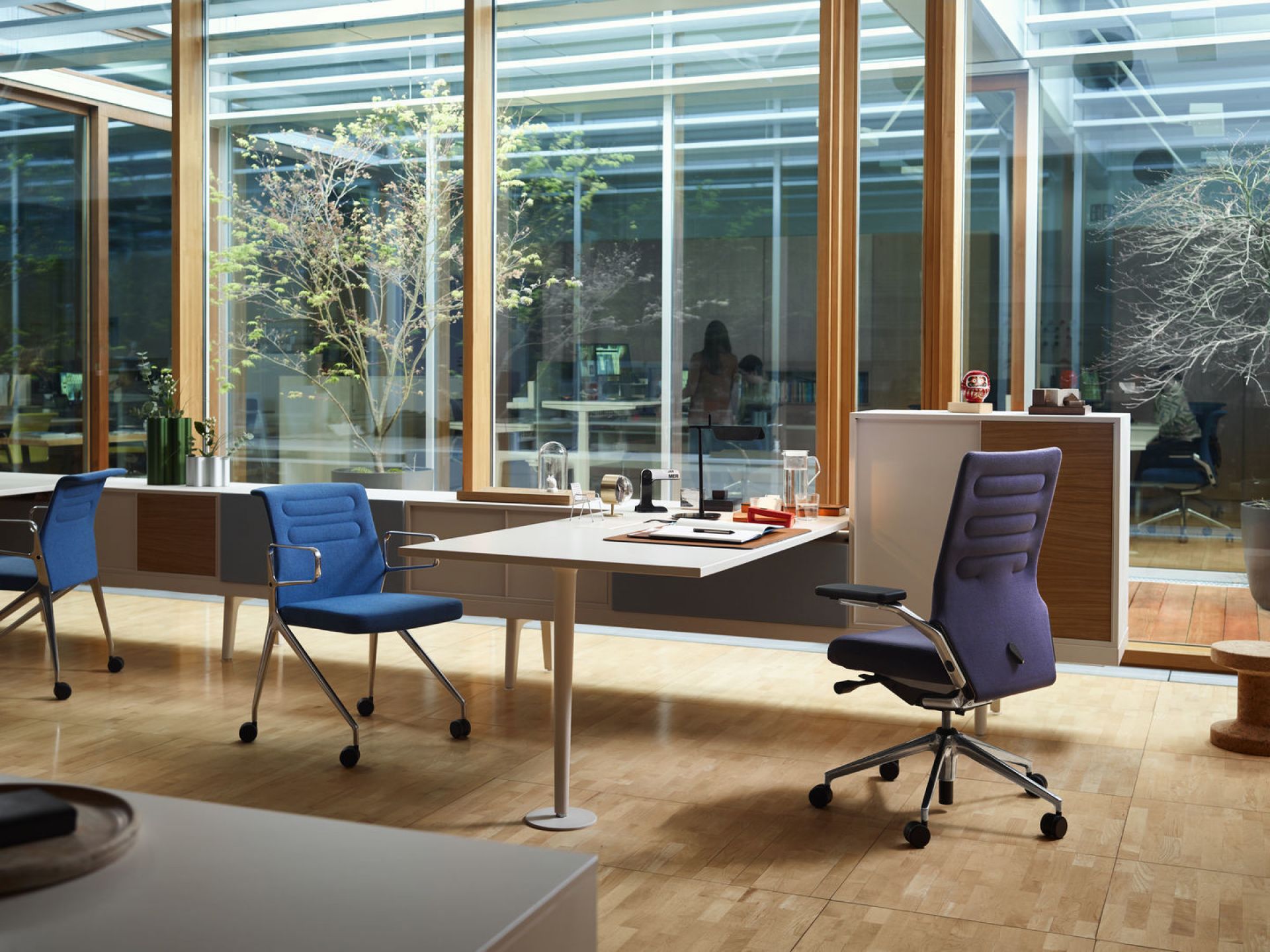 AC5 Work Bürodrehstuhl ohne verstellbare Lumbalstütze Vitra