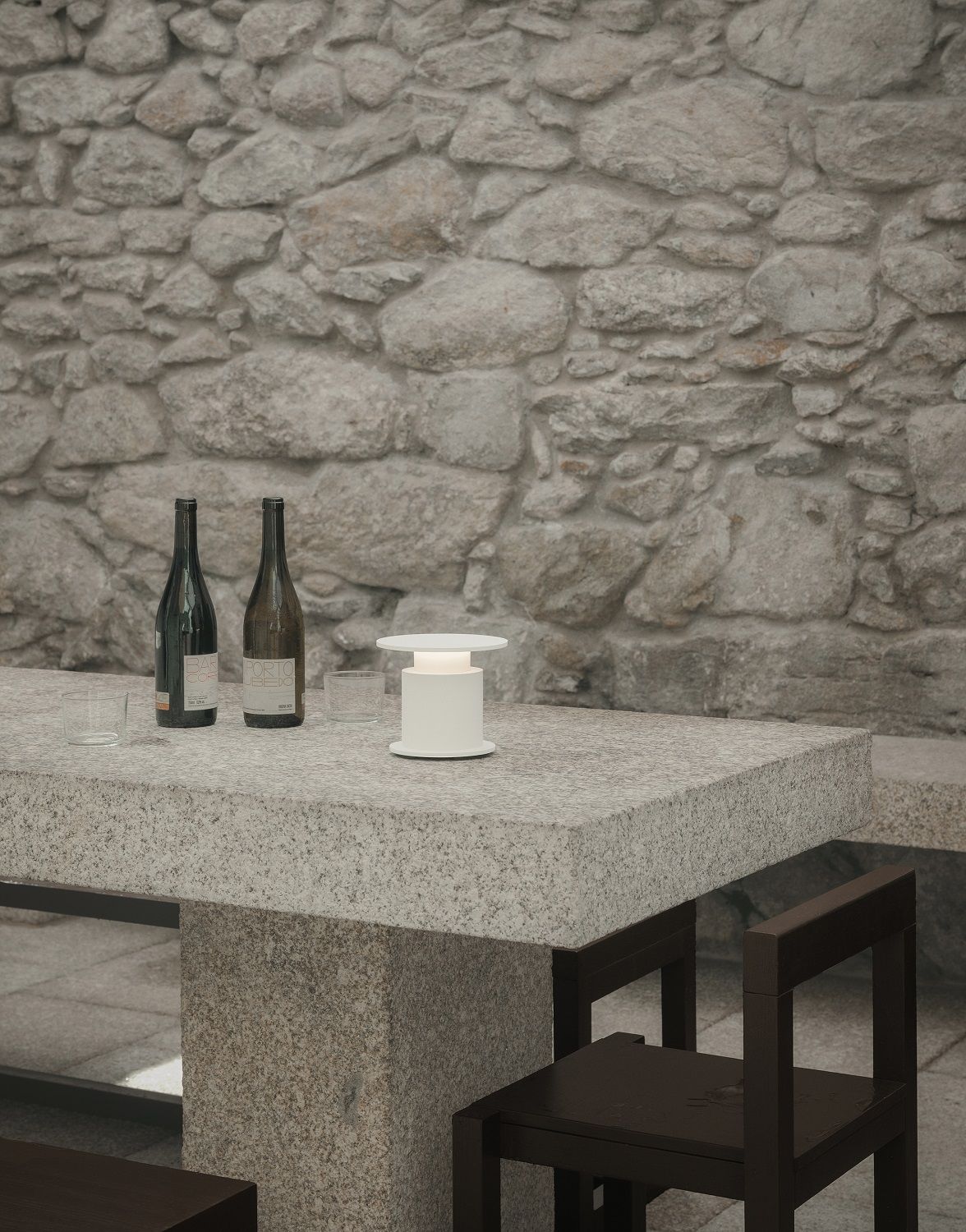 w241 Faro Tischleuchte / Akkuleuchte wästberg