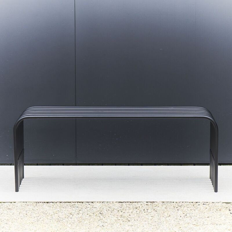 Campus Bank Outdoor Jan Kurtz 