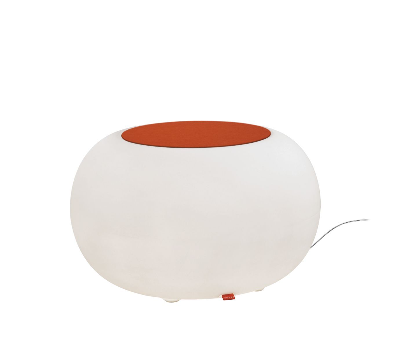 Bubble Sitzgelegenheit von Moree: Runde, weiße Indoor Sitzgelegenheit mit orangem Sitzkissen für Wohnräume.