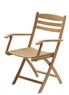 Selandia Armchair: Klappbarer Outdoor Sessel aus Teakholz von Skagerak by Fritz Hansen.