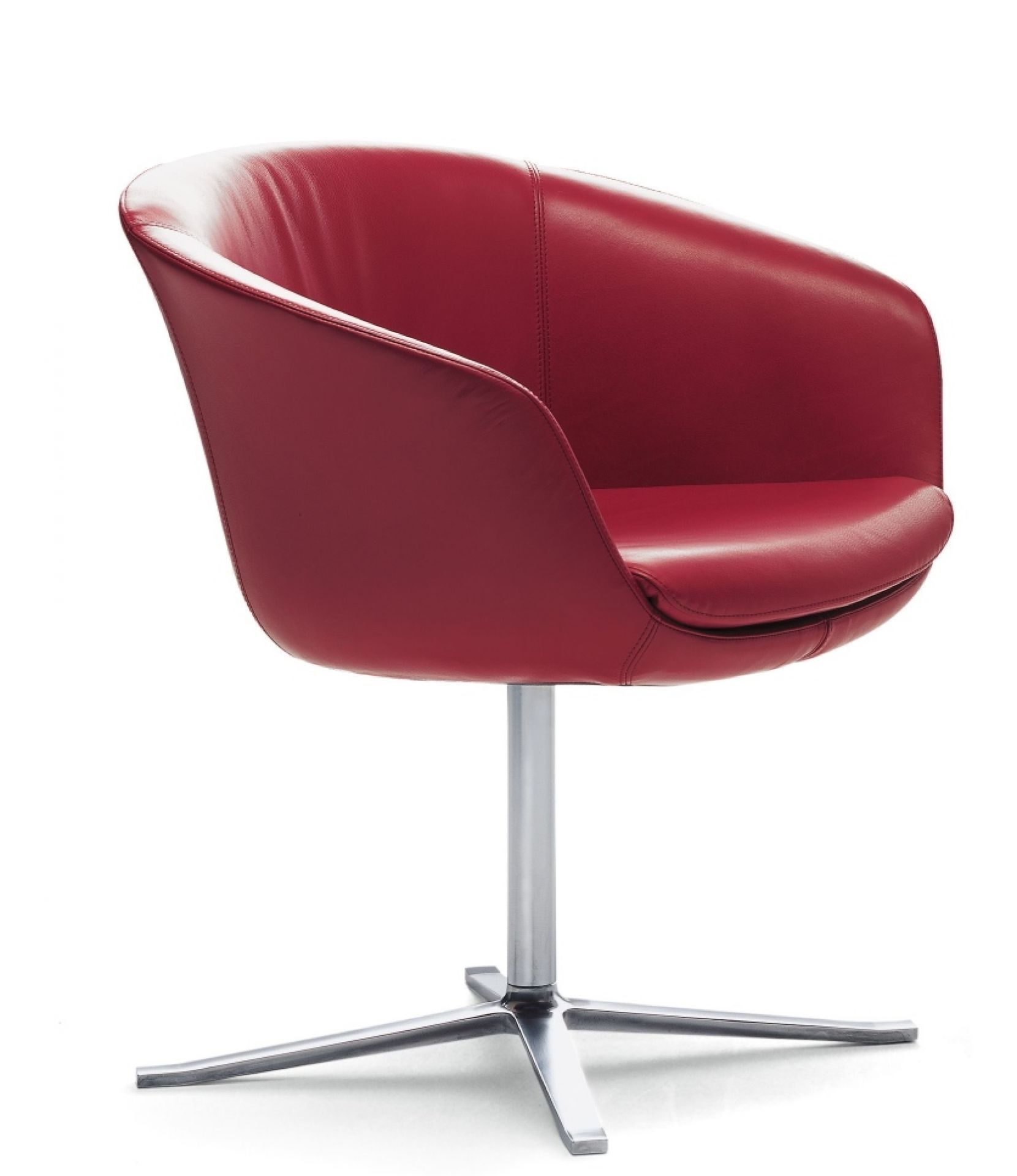 Roter BOB Sessel mit Lederbezug und silbernem 4-Fuß-Kreuz von Walter Knoll.