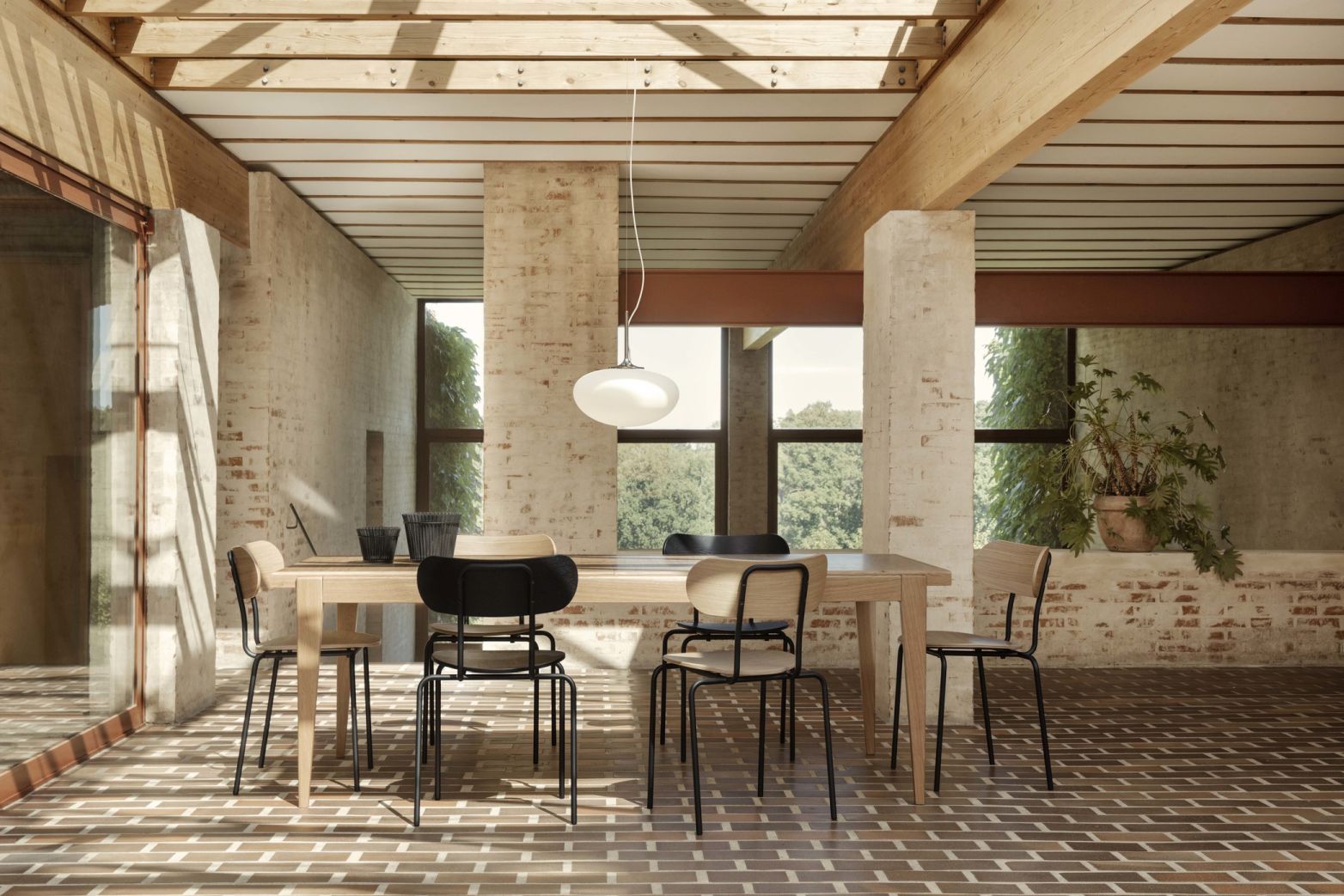 S-Table Esstisch ausziehbar Gubi