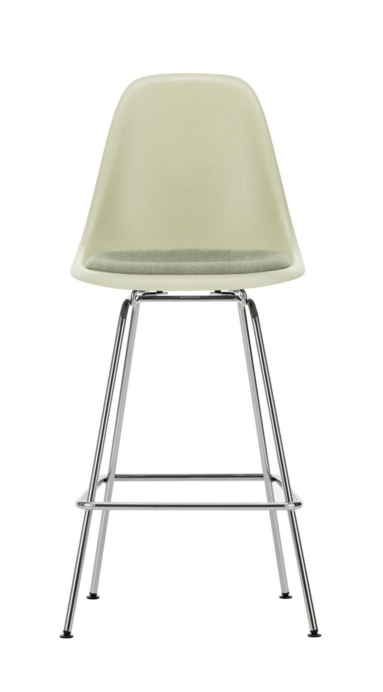 Eames Fiberglass Bar Stool Medium Barhocker mit Sitzpolster Vitra