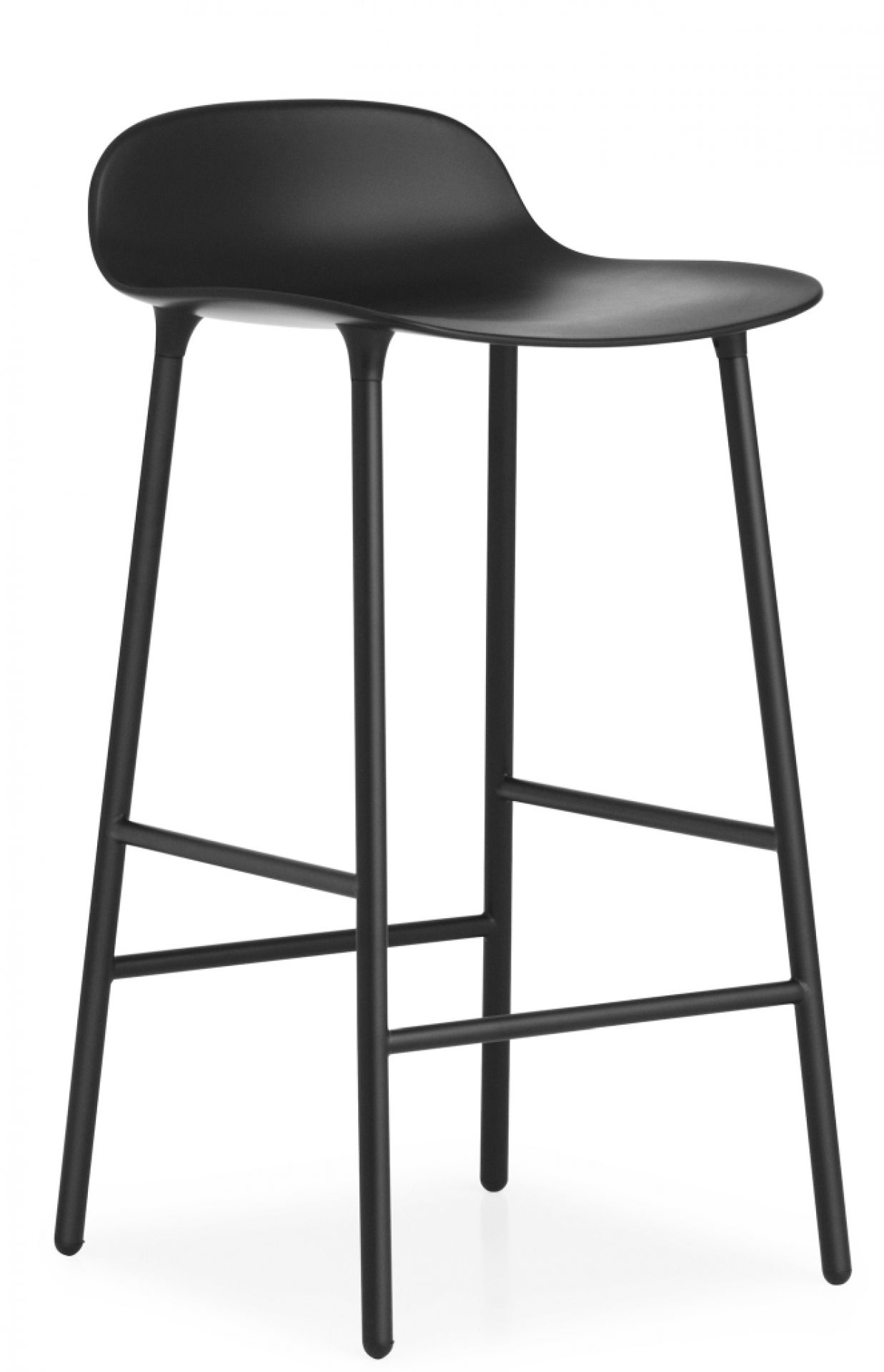 Schwarzer Form Barstool Barhocker von Normann Copenhagen mit Stahlgestell, Höhe 65 cm, für Küche oder Bar.