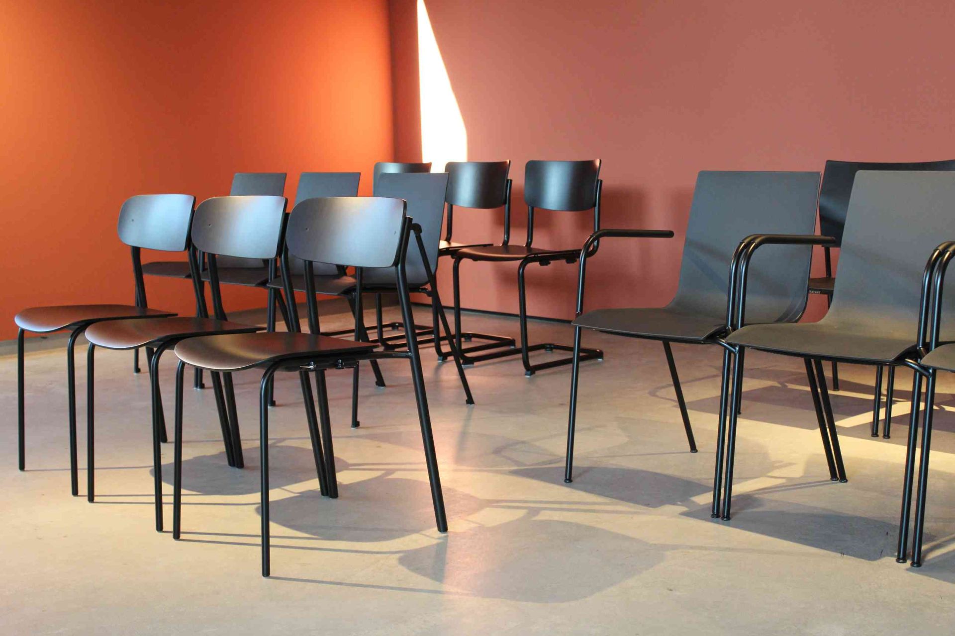 S 243 / S243 Stahlrohr Stuhl Thonet