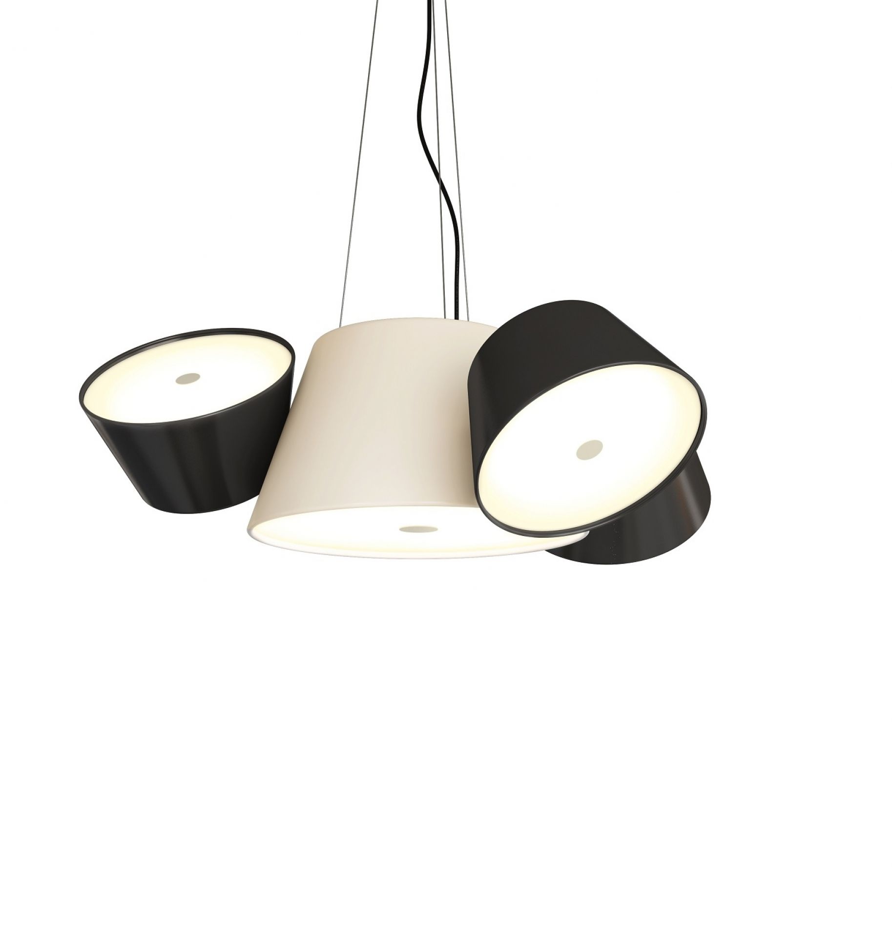 Tam Tam 3 LED Pendelleuchte von Marset, moderne Hängelampe mit schwarzem und beigem Lampenschirm.