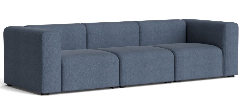 Mags Sofa 3-Sitzer in blau-grauem Stoffbezug. Modernes Sofa für Wohnzimmer und stilvolles Interieur.