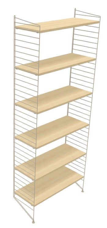 Wohnzimmer KONFIGURATIONEN L1 String Furniture Regal mit sechs hellen Holzregalböden und silbernen Seitenteilen.