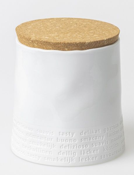 Raumpoesie Vorratsdose Räder: Weiße Dose mit Korkdeckel und Schriftzug "Köstlich" für Küche und Aufbewahrung.