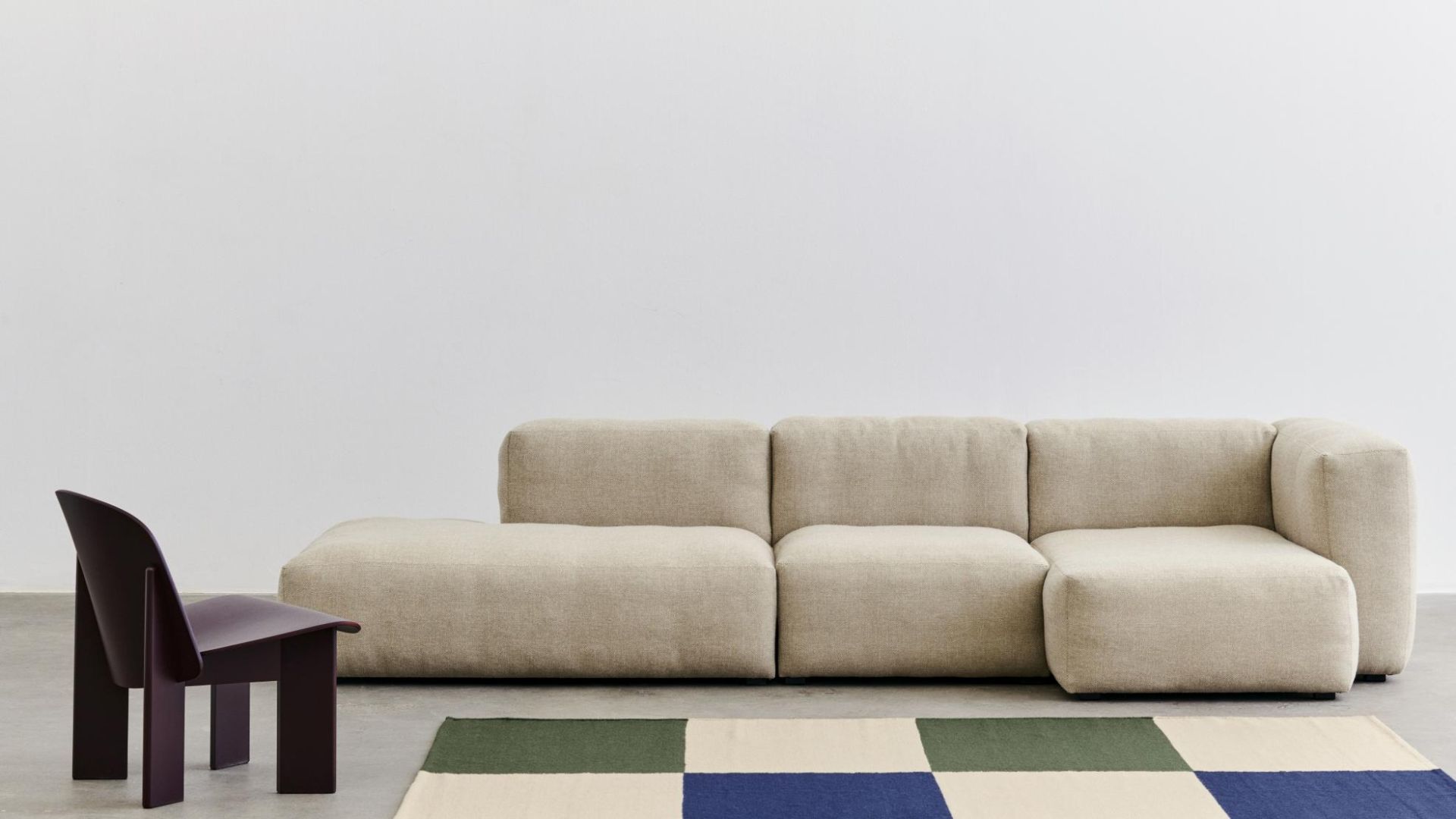 Mags Soft Sofa 2,5-Sitzer in Cognac Leder mit Armlehne links, modernes Wohnzimmer Sofa.