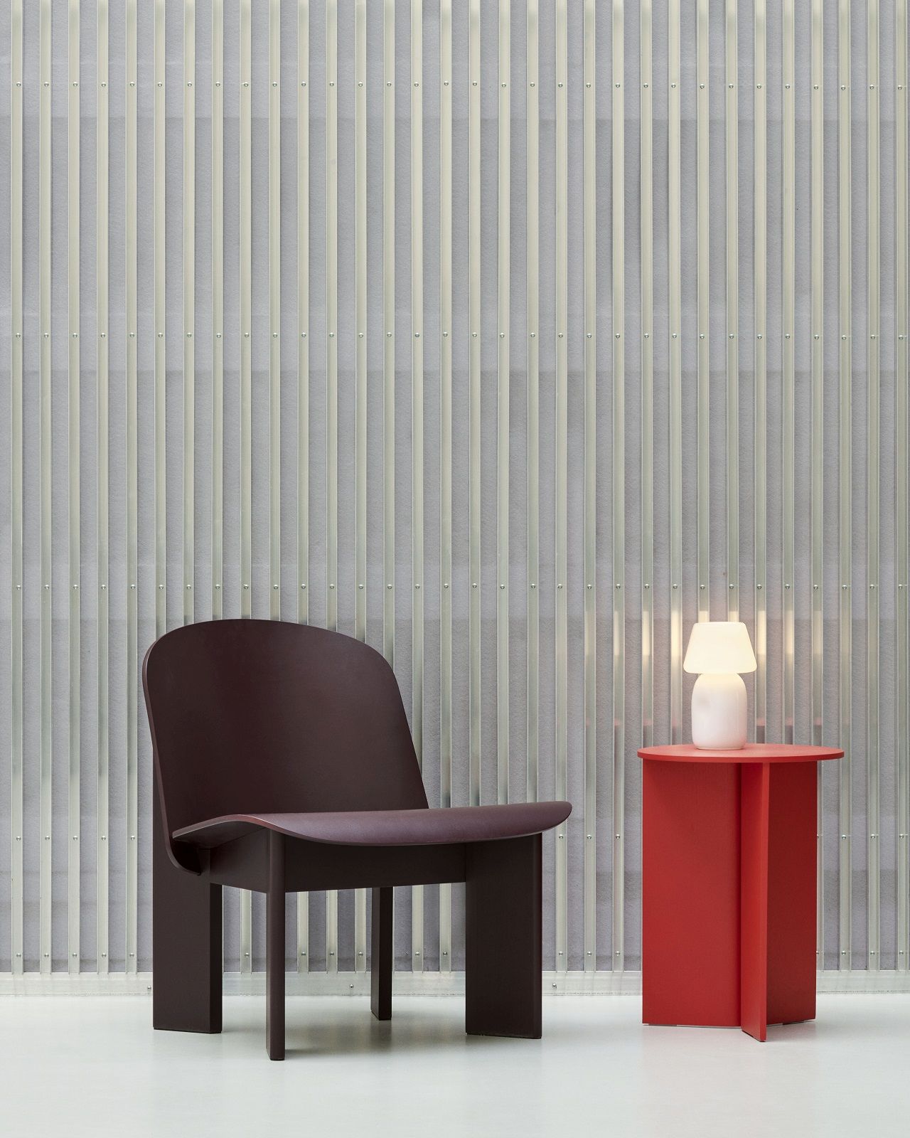 Slit Table Wood Round High Beistelltisch / Couchtisch Hay