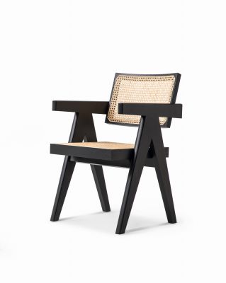 Capitol Complex Stuhl Cassina: Schwarzer Bürostuhl mit Armlehnen und Wiener Geflecht Sitzfläche.