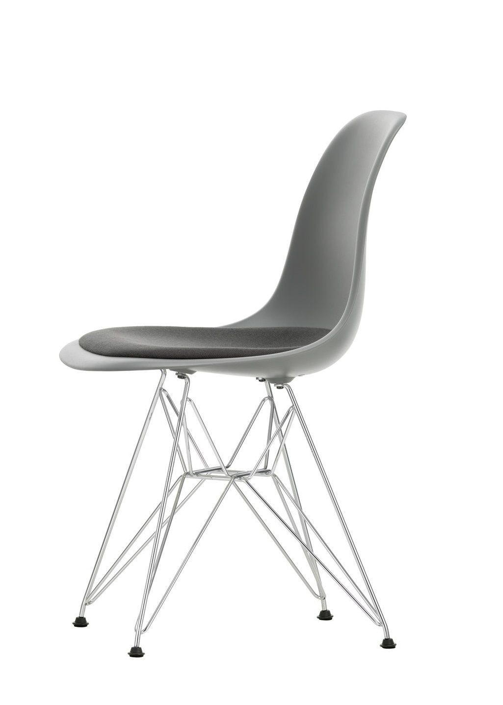 Grauer Eames DSR Stuhl von Vitra mit Sitzpolster und verchromtem Gestell. Designklassiker.