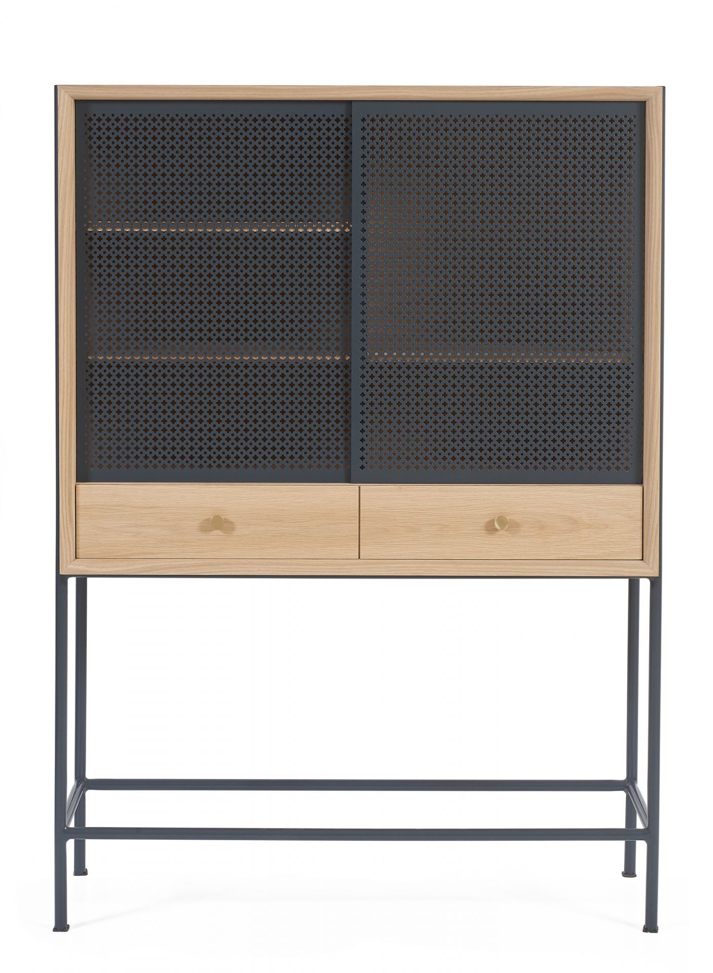 Gabin Cabinet von Hartô: Anrichte aus Holz und Metall mit Schiebetüren und Schubladen.