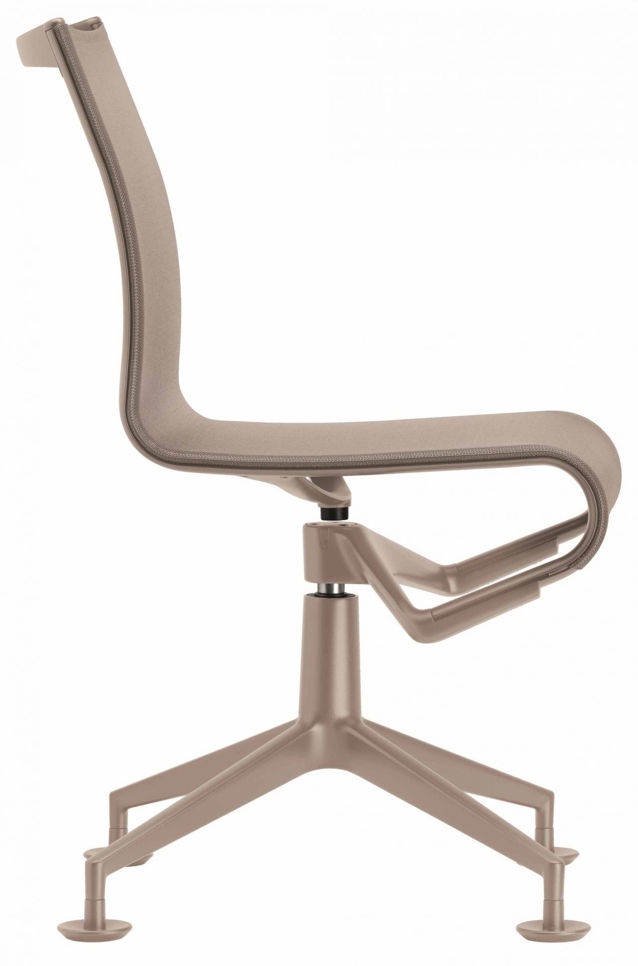 Meetingframe Drehstuhl: Ergonomischer Bürostuhl in Beige mit Drehkreuz und atmungsaktivem Netzgewebe.