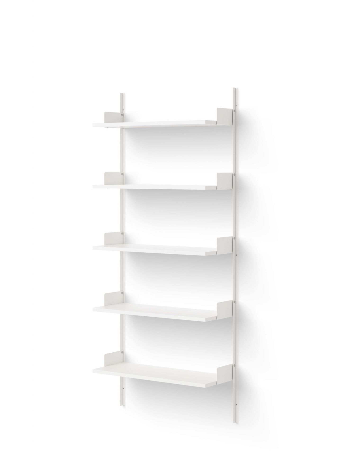 Weißes Wandregal "1900 New Works" mit fünf Regalböden und minimalistischem Design zur Wandmontage.