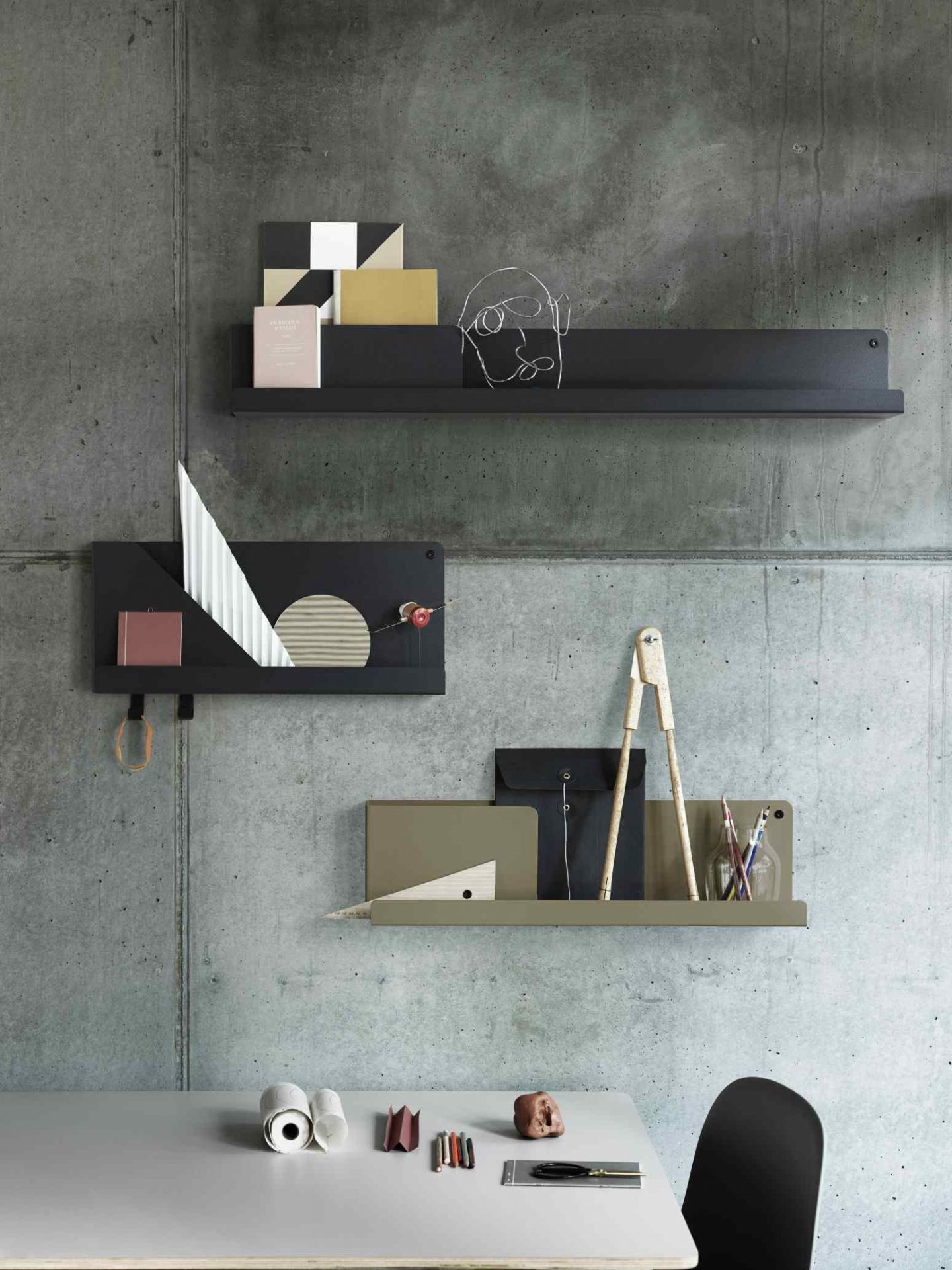 Folded Shelves Regal Muuto