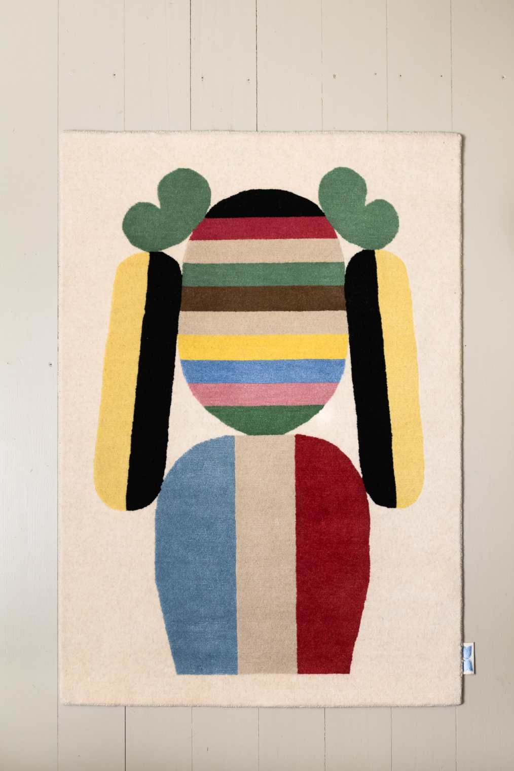 Elis Teppich: Moderner Designerteppich mit abstraktem, farbenfrohem Figuren-Muster für Wohnzimmer und Kinderzimmer.