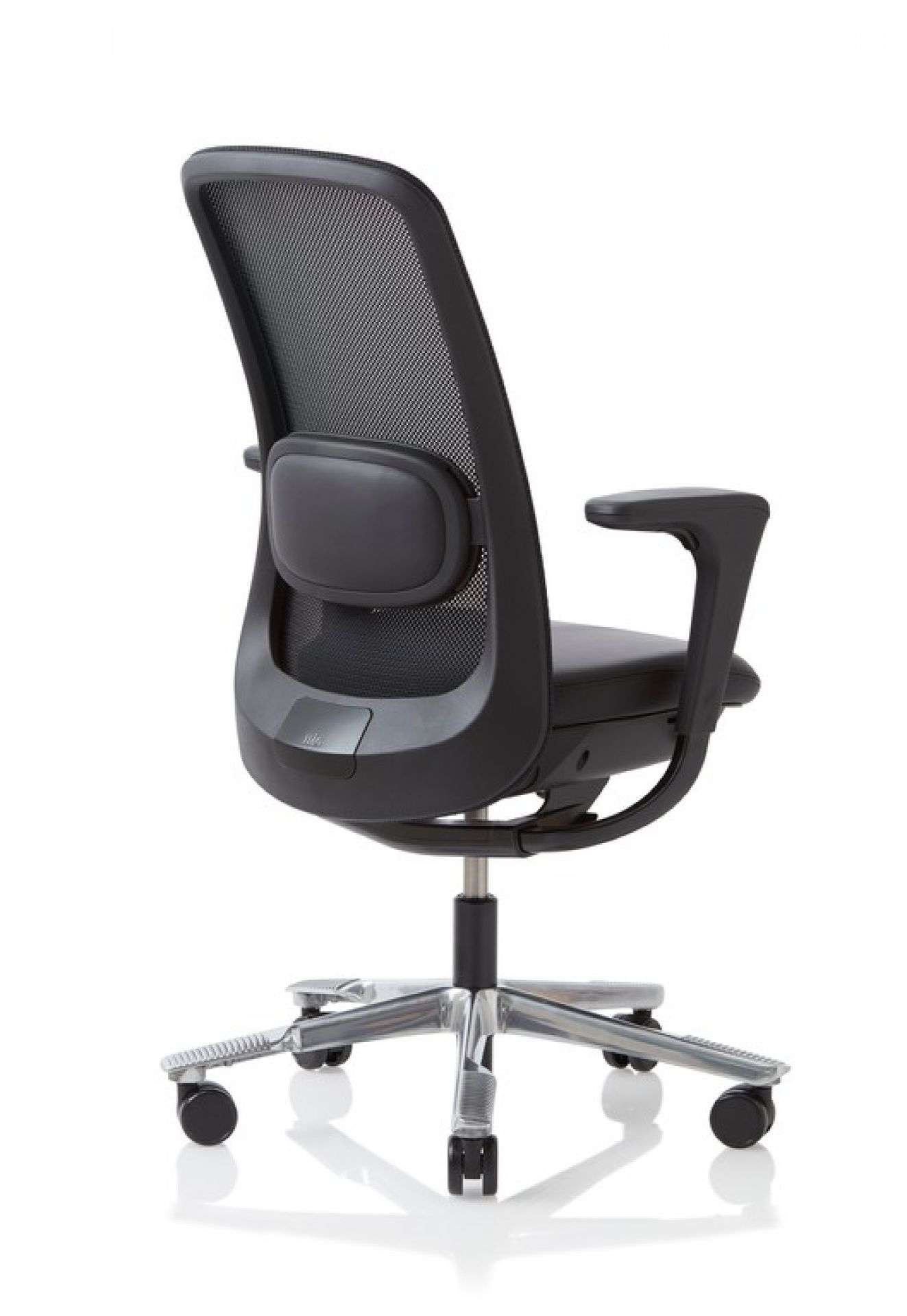 Sofi Arbeitsstuhl mit Netzrückenlehne, Lordosenstütze und Chromfußkreuz. Ergonomischer Bürostuhl für gesundes Sitzen.