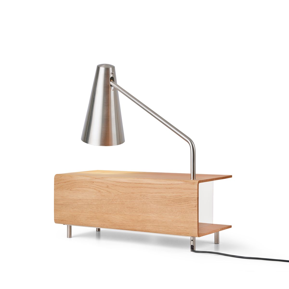 AJ52 Society Table Arbeitstisch mit Lampenmodul aus geölter Eiche von Carl Hansen.