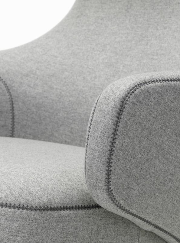 Grand Repos Sessel  + Ottoman Vitra Poliert  Cosy Kieselstein