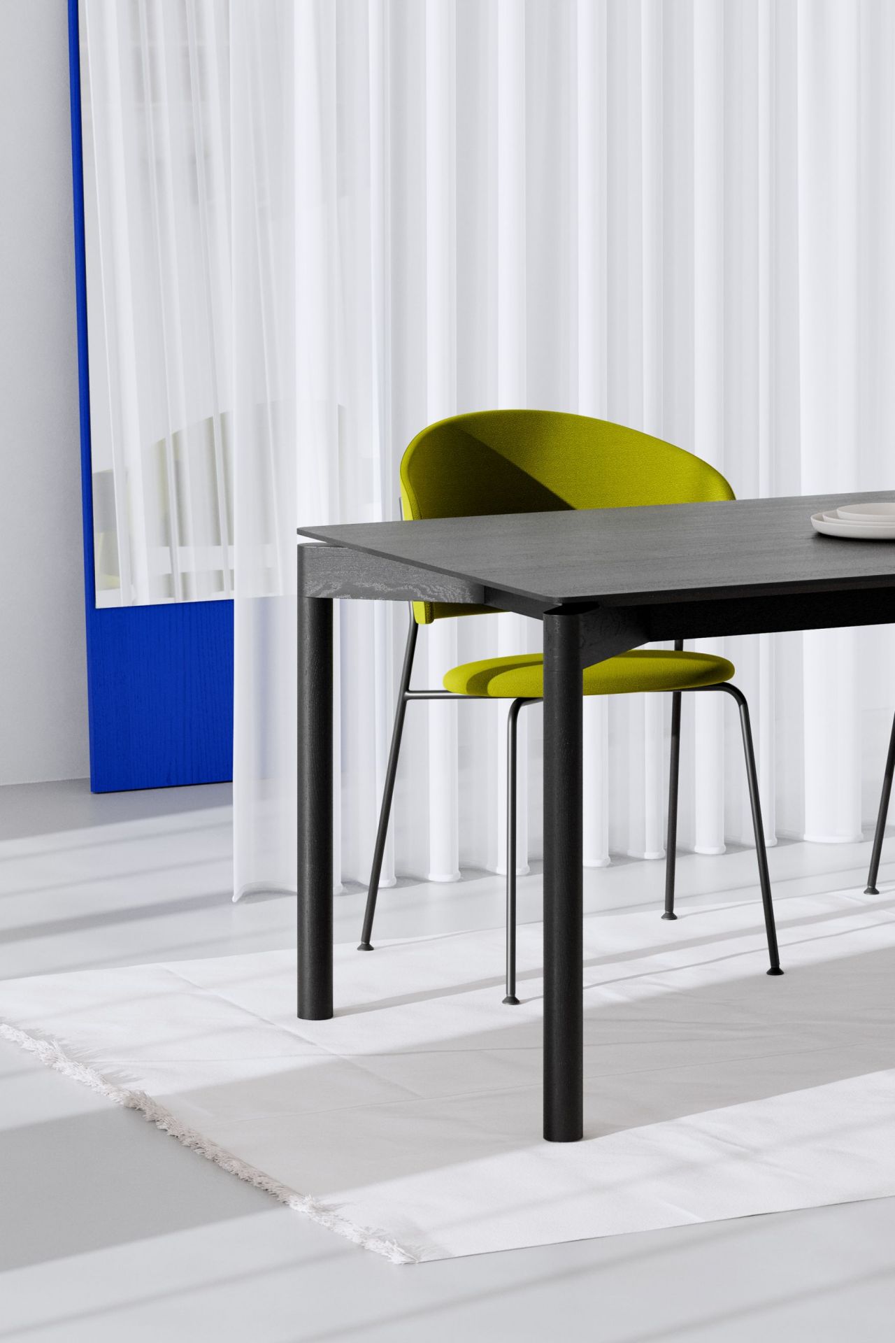 WEDEKIND Esstisch aus Eiche, gewachst, in Large Ausführung mit Stuhl und modernem Design.