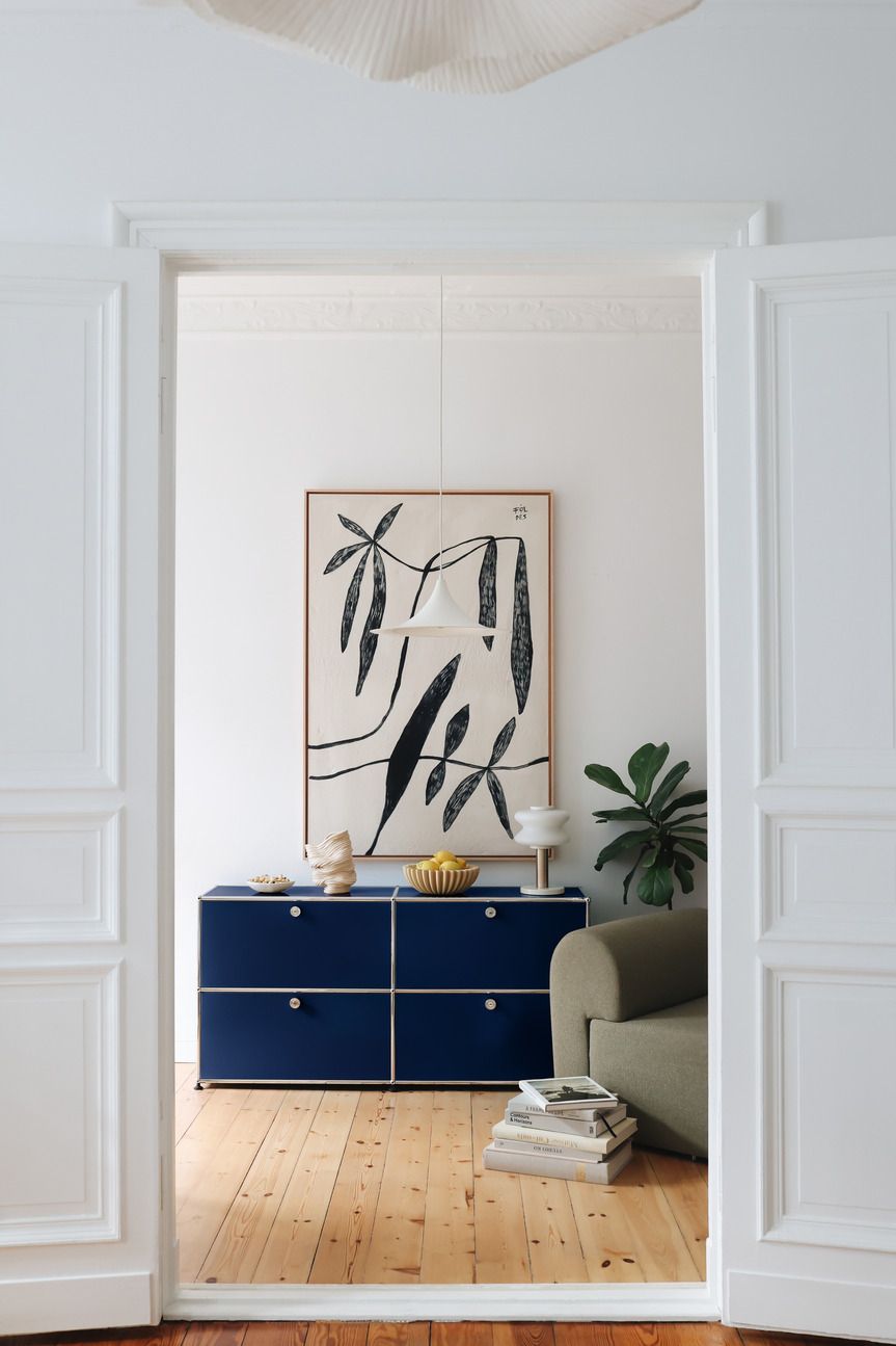 USM Haller Sideboard E2 mit 4 Klapptüren – reinorange