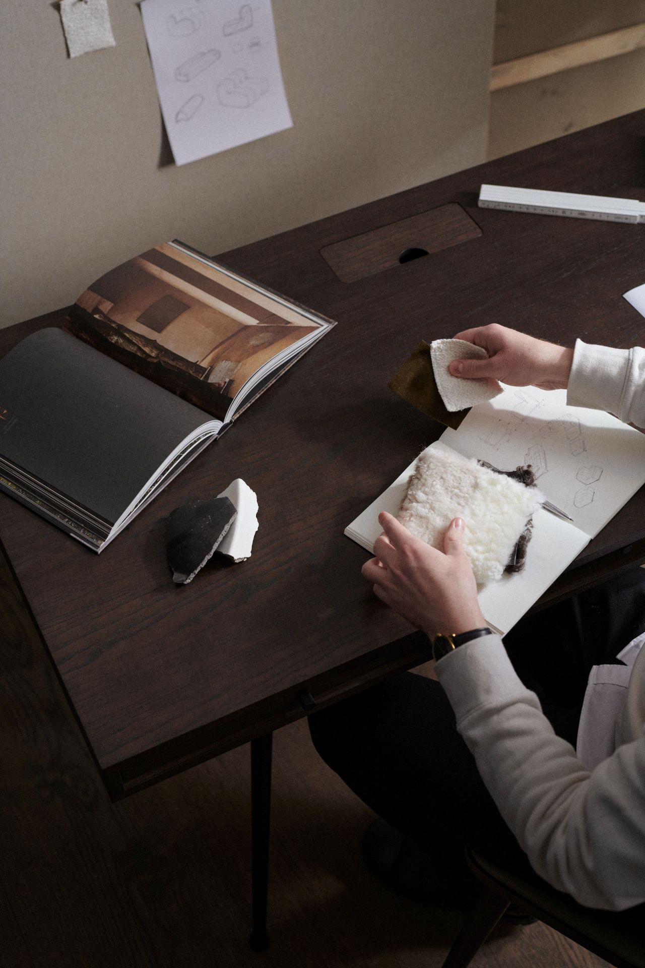 JFK Büroschreibtisch mit Standard Beinen Norr11