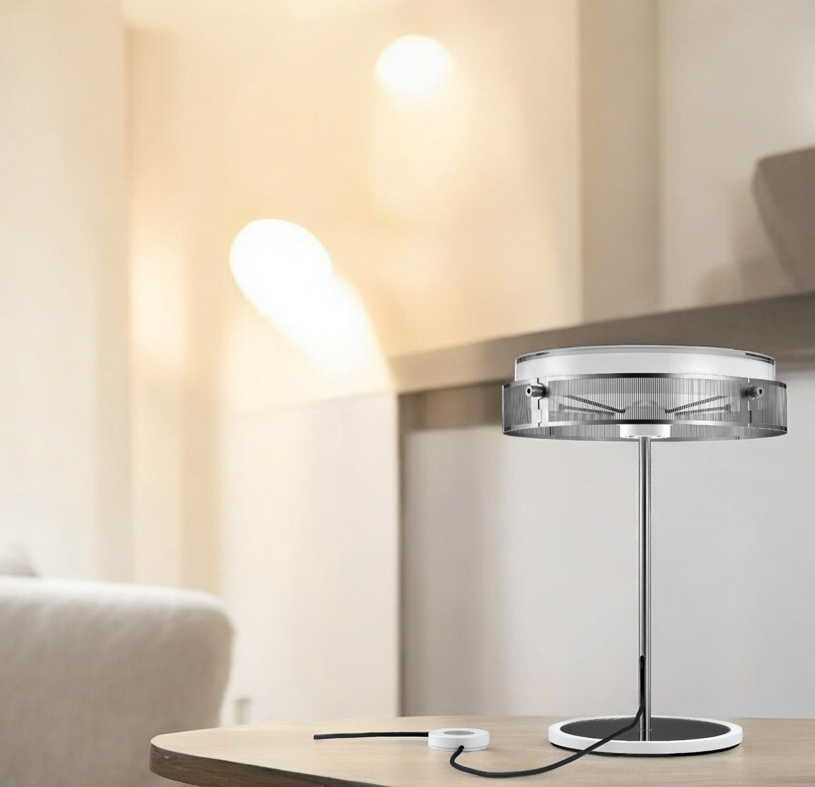 Anima Tischleuchte von Lumina, matt weiß, auf einem Holztisch, modernes Design, stimmungsvolle Beleuchtung.