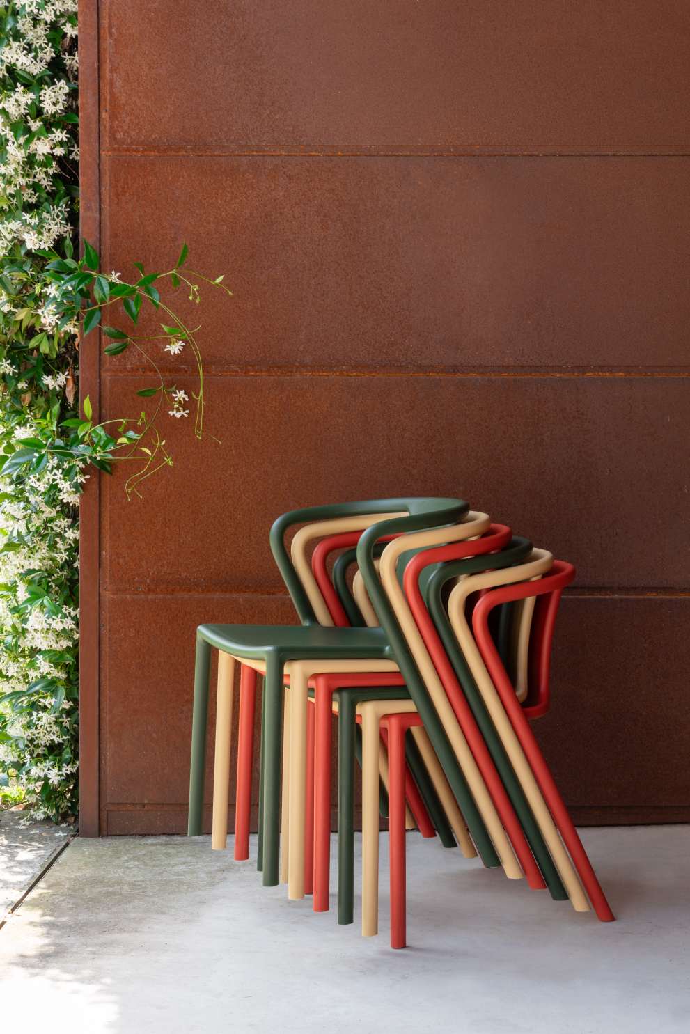 Air Armchair Indoor/Outdoor Stuhl mit Armlehnen Magis