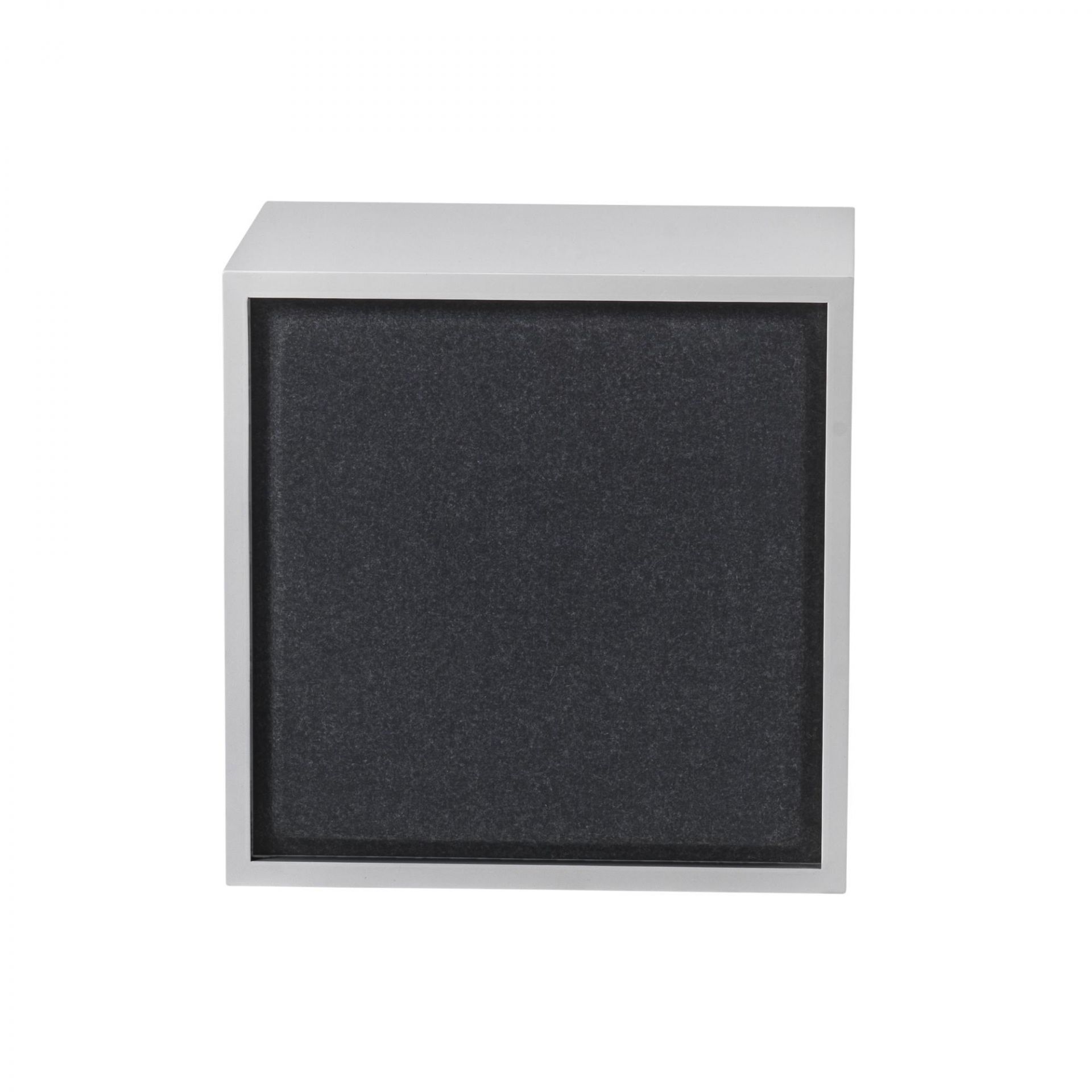 Acoustic Panel für Stacked Regalsystem in Schwarz melange zur Schallabsorption und Raumakustik.