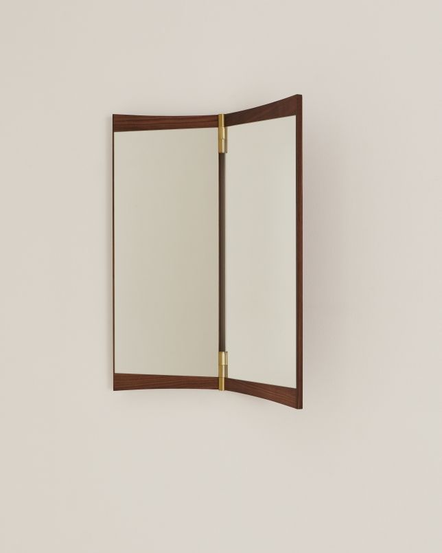 Vanity Wall Mirror 2 Wandspiegel Gubi 
