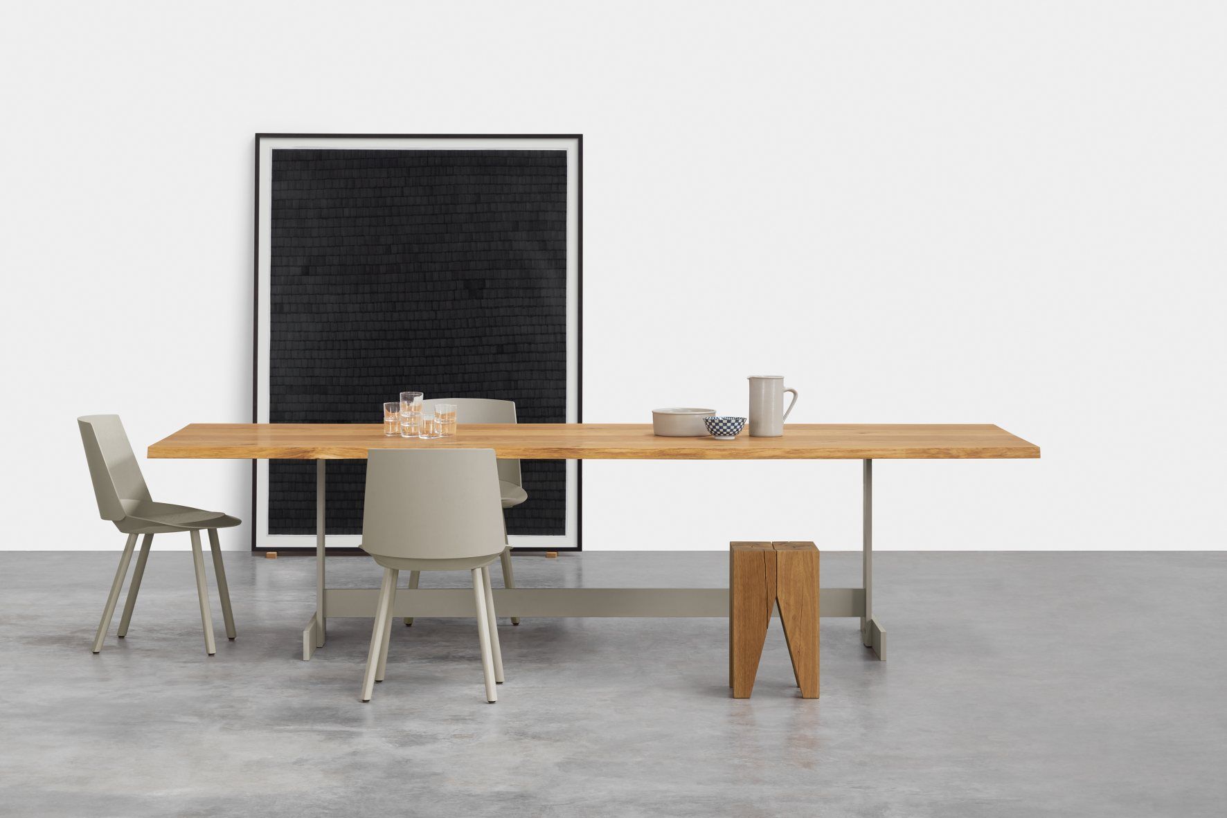 Backenzahn Hocker / Tischchen e15