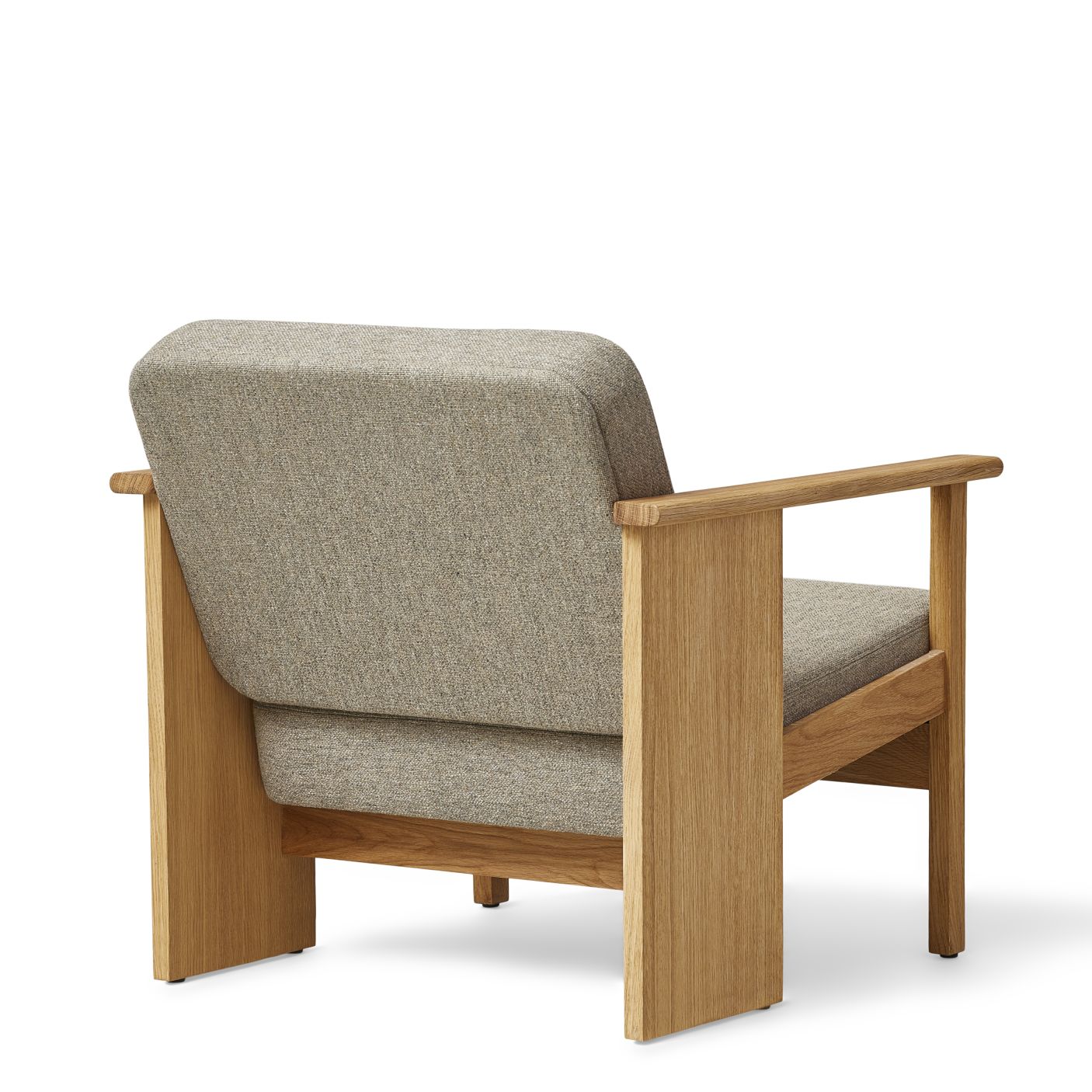 Block Lounge Chair Sessel von Form & Refine mit Hallingdal Bezug, Holzrahmen, Rückansicht.