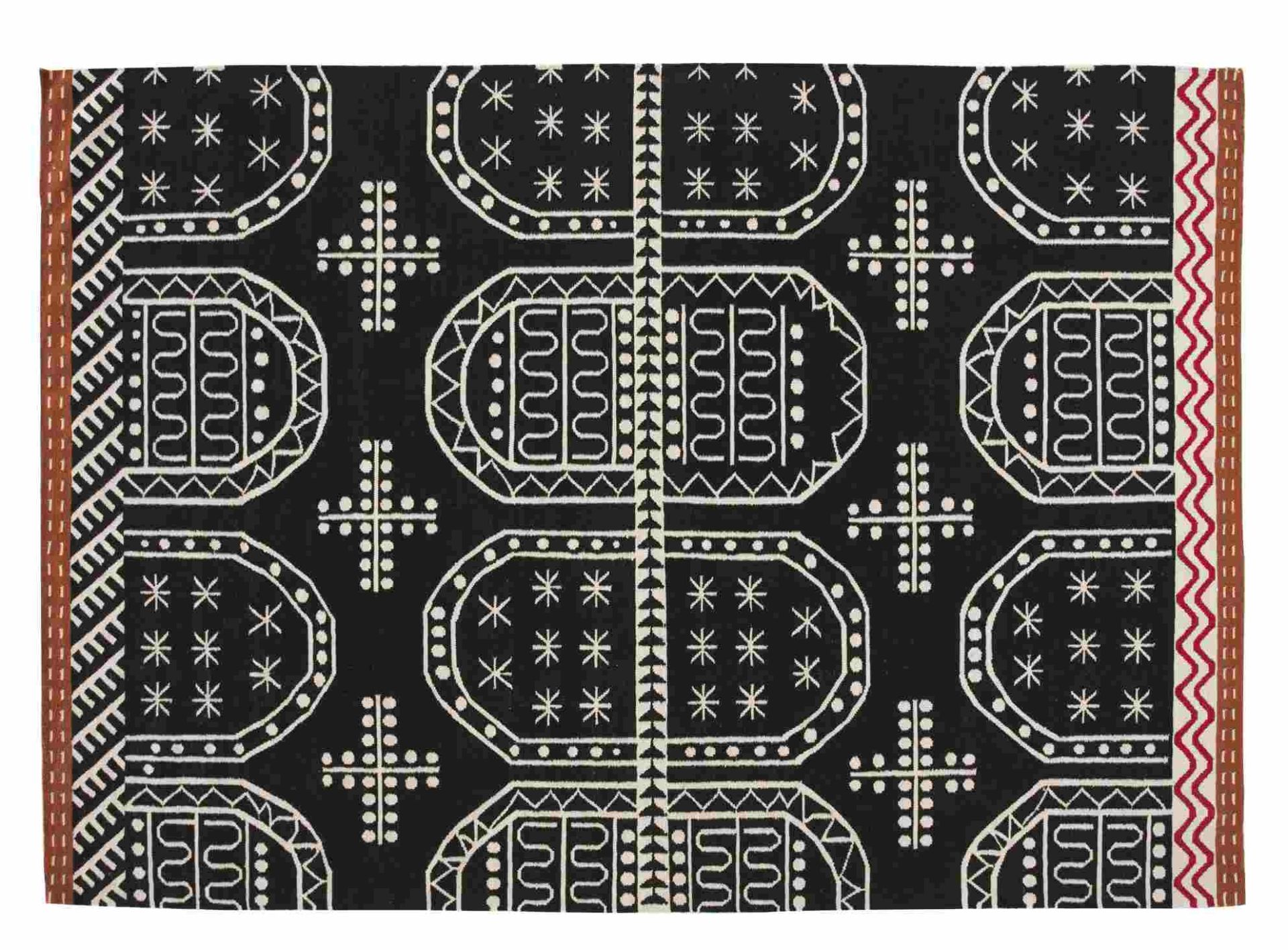 Kilim Teppich Tasili mit abstraktem Muster in Schwarz und Weiß, Größe 150x200 cm.