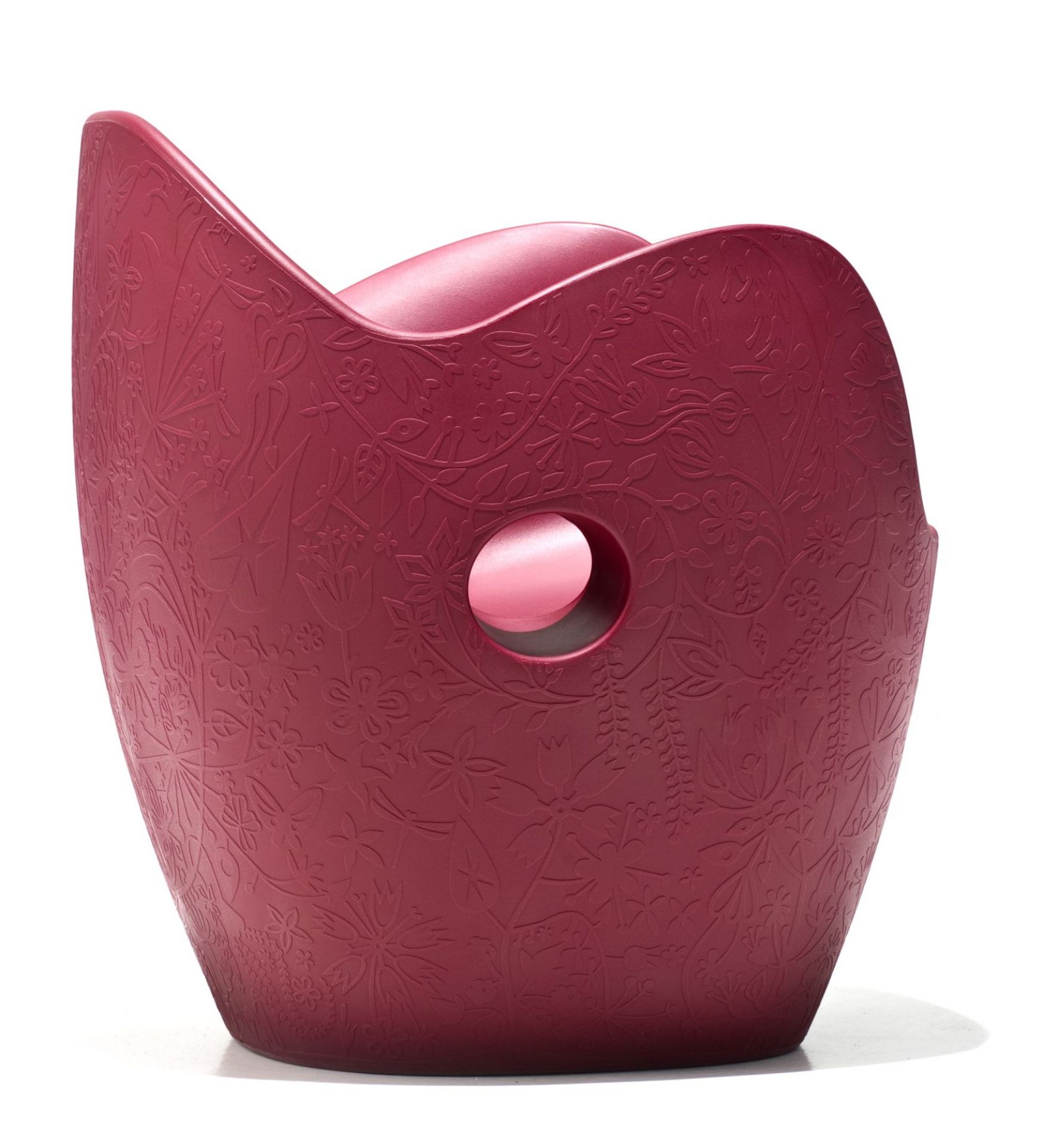 Burgunderroter O-Nest Sessel von Moroso mit floralem Muster und Loch, modernes Designmöbel.
