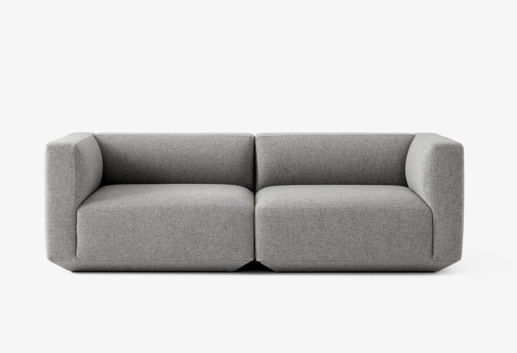 Graues Develius Sofa von AndTradition, Konfiguration A und B, modernes Design für Wohnzimmer.