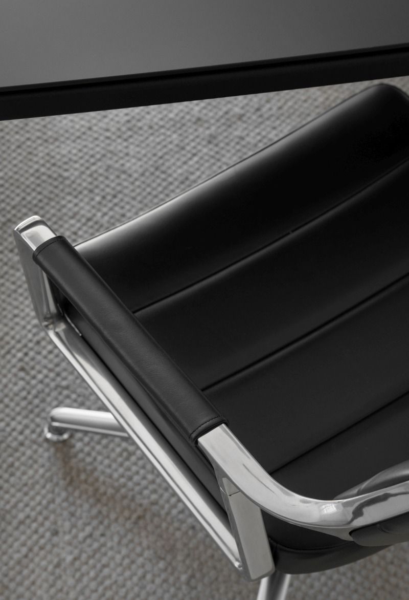 Vipp 453 / Vipp453 Drehstuhl Swivel Chair Vipp