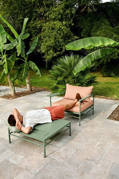 Rivage Lounge Sessel mit Armlehnen Outdoor Fermob