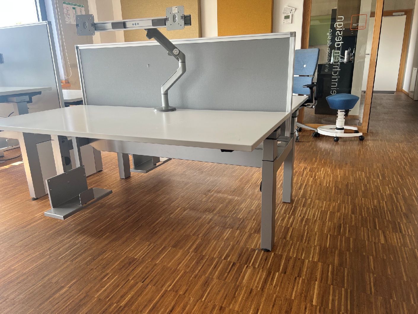 Doppelarbeitsplatz Steelcase AUSSTELLUNGSSTÜCK / GEBRAUCHTMÖBEL 