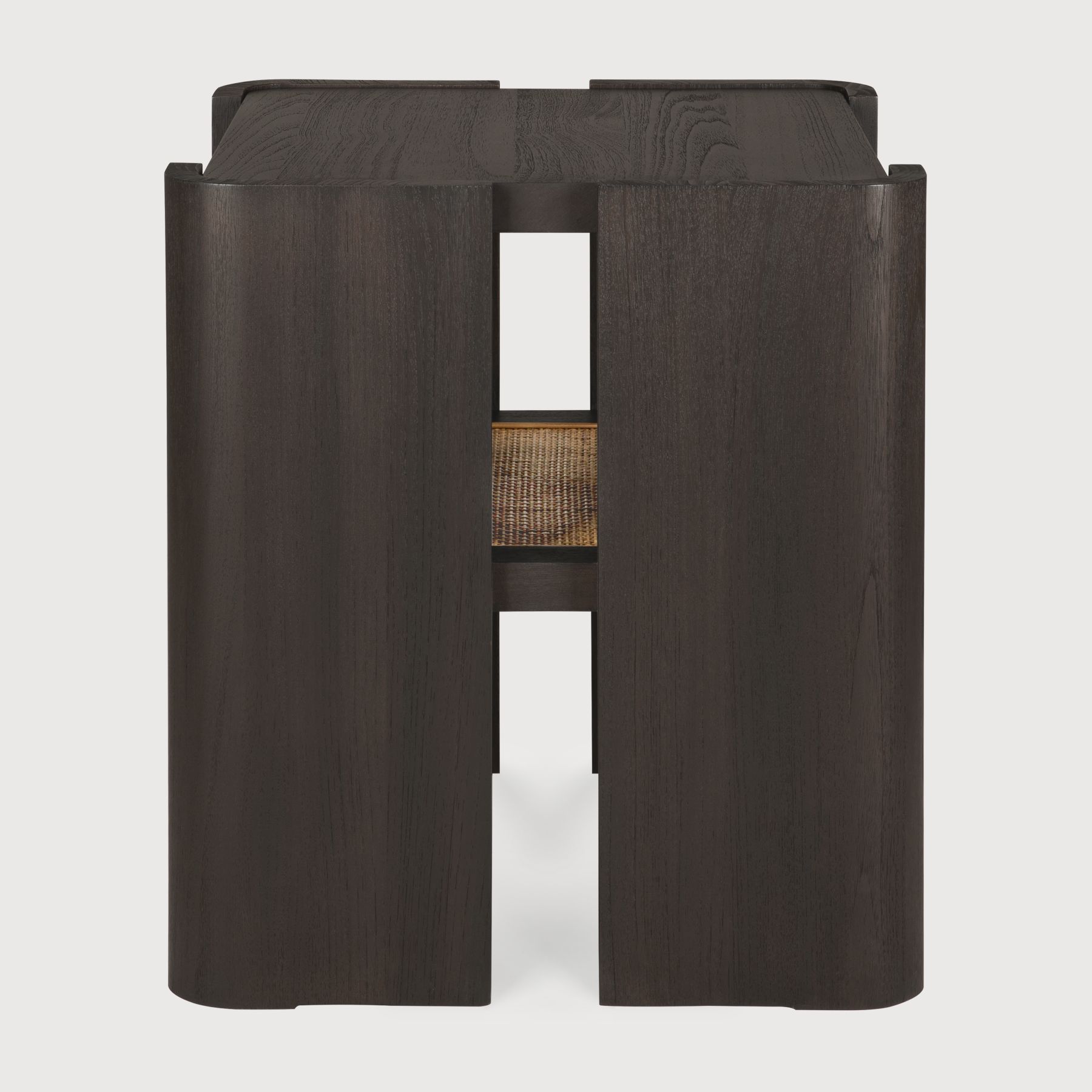 Ethnicraft Panel Beistelltisch aus dunklem Holz mit Rattan-Detail, modernes Design für Wohnzimmer.