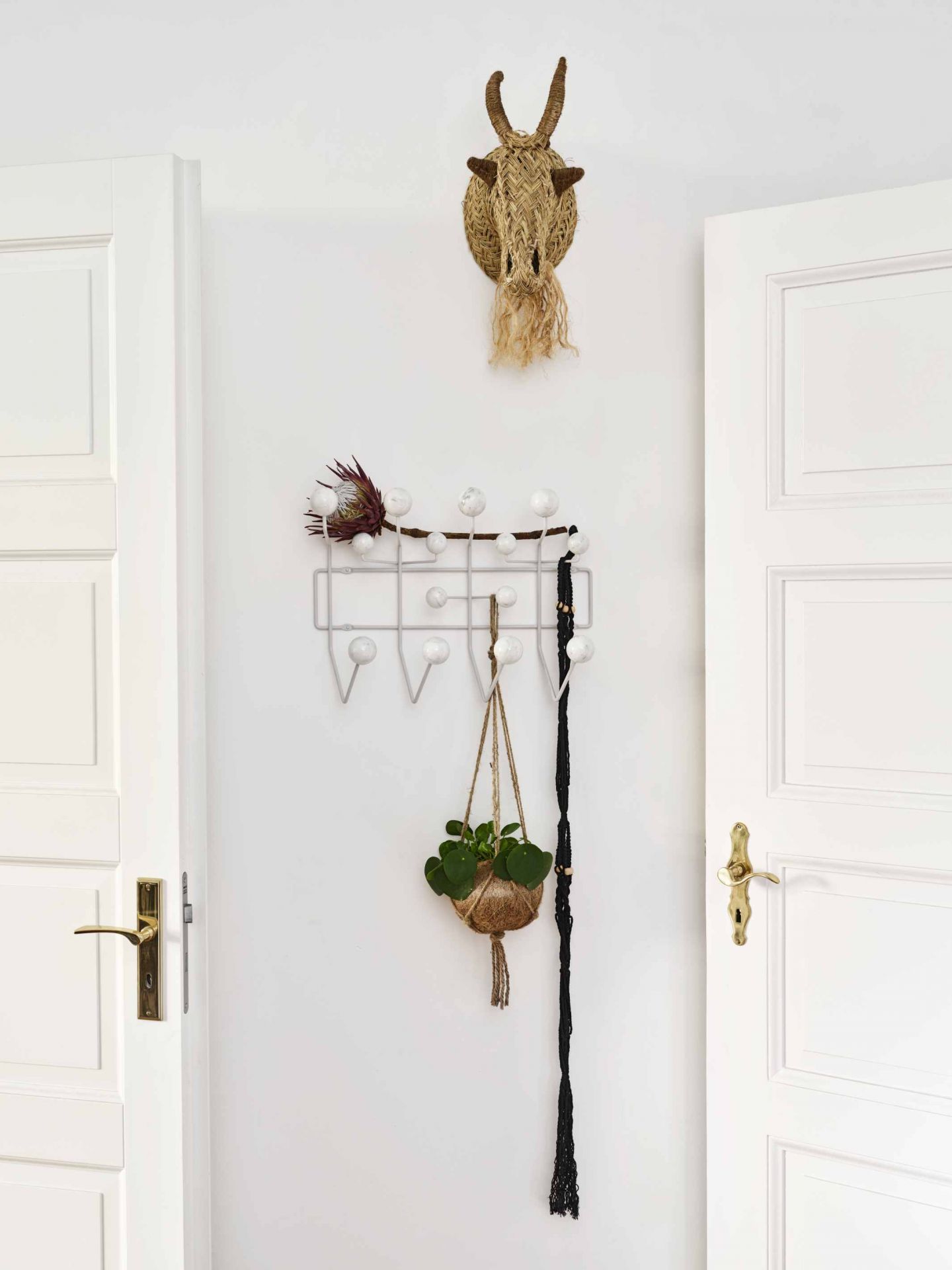 Eames Hang it all Garderobe Marmor Vitra LIMITED EDITION