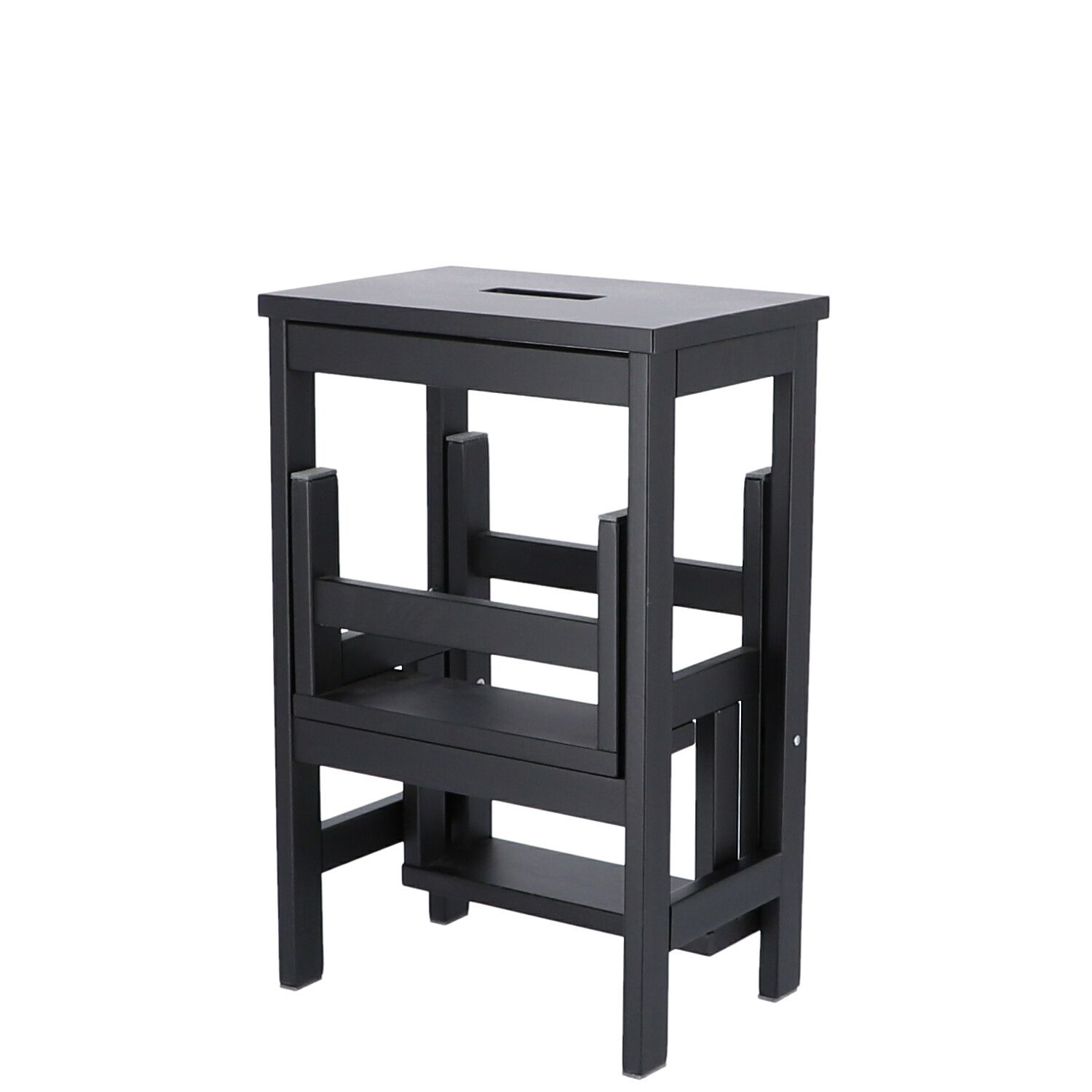 Schwarzer Soho Hocker von Jan Kurtz, der sich in eine kleine Leiter verwandeln lässt.