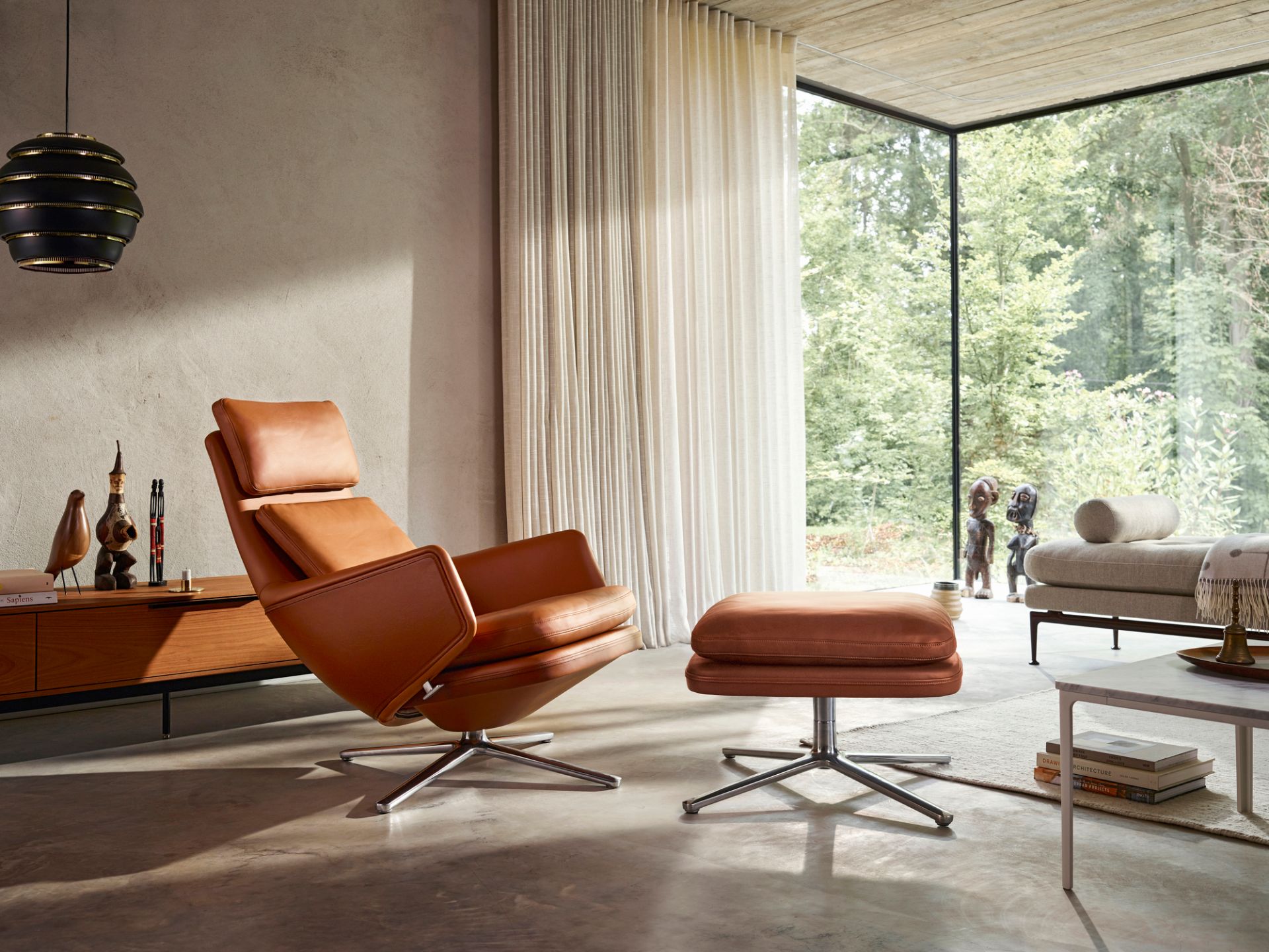 Grand Relax Ottoman Vitra
