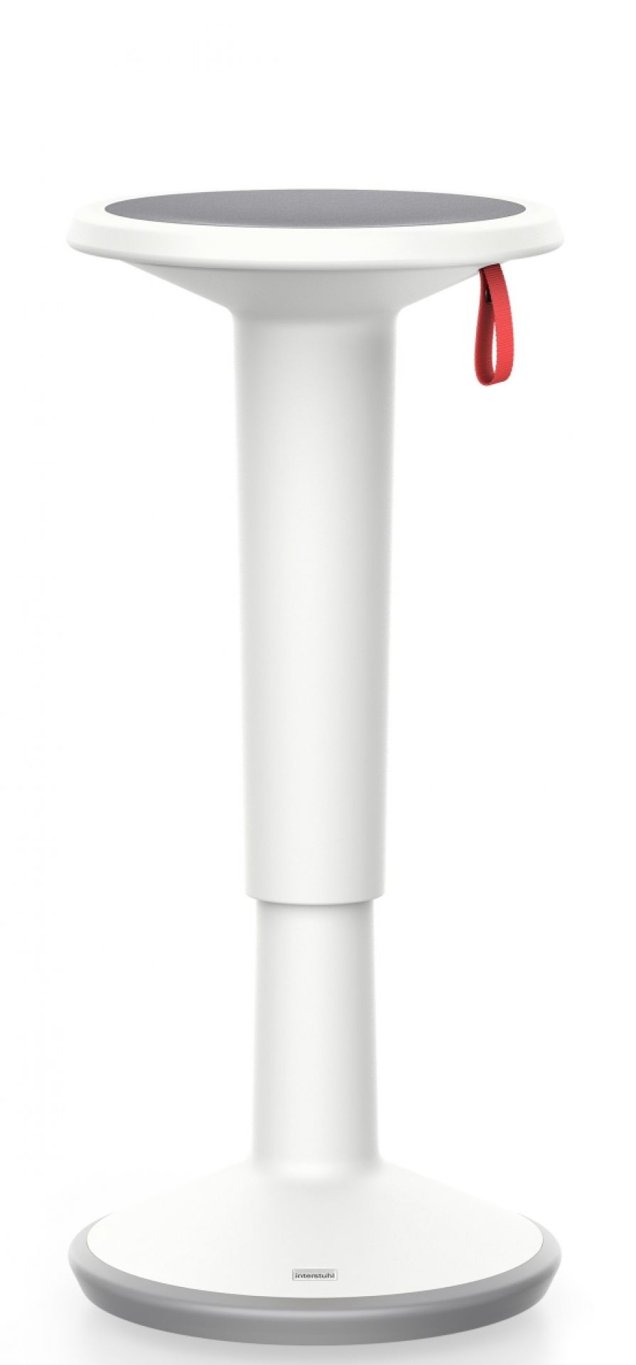 UPis1 Stehhocker von Interstuhl in Grauweiß: Ergonomischer, höhenverstellbarer Bürohocker für dynamisches Stehsitzen im modernen Büro.