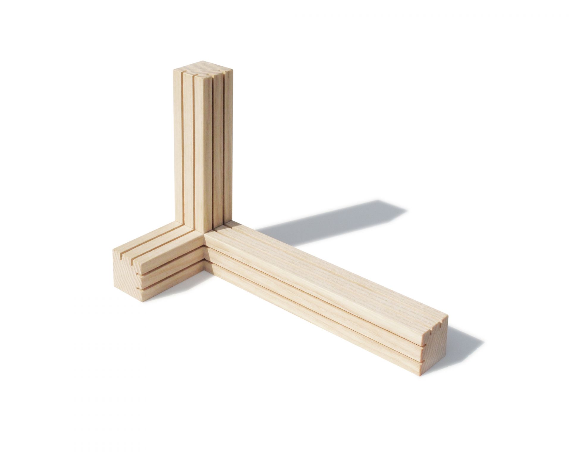 Kartenhalter aus hellem Holz, Tri Side by Side Design für Postkarten, Fotos und kleine Bilder.