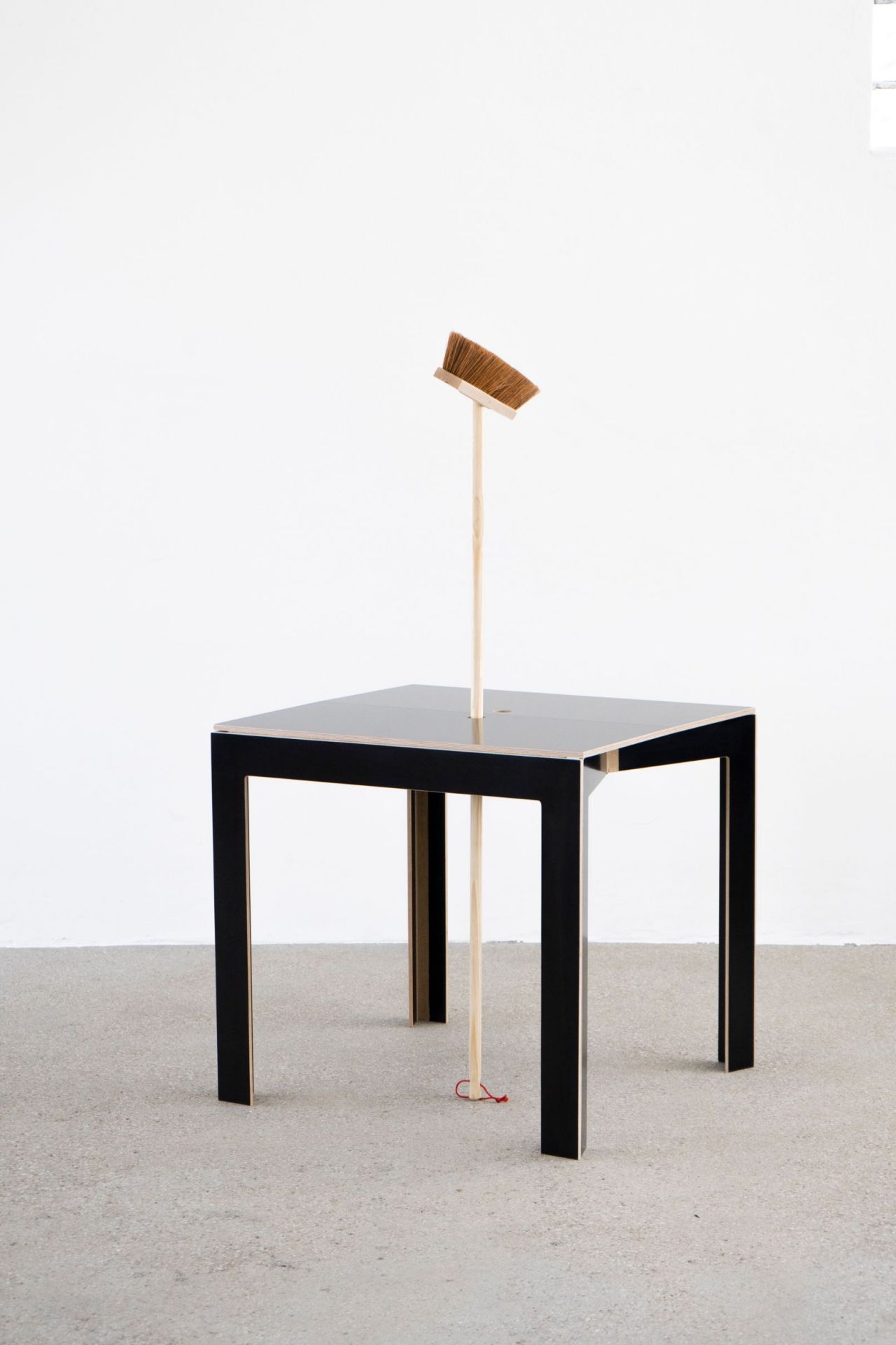 Last Minute Klapptisch Nils Holger Moormann